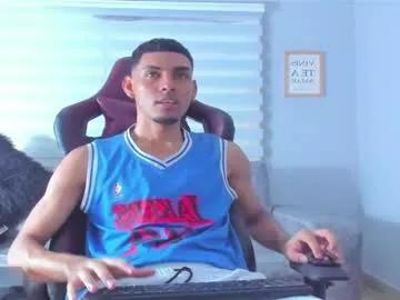 kev_hotskinnycum from Chaturbate is Freechat