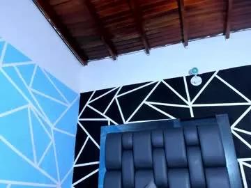 latina_hornyparadise from Chaturbate is Freechat