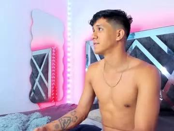 robertmiller21 from Chaturbate is Freechat