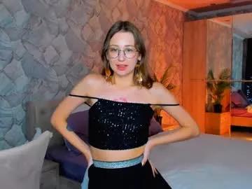 yourlovelystory from Chaturbate is Freechat