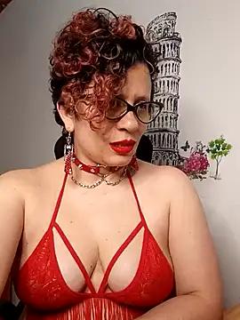 Daneshka_naughty from StripChat is Freechat