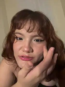 franniemiller from StripChat is Freechat