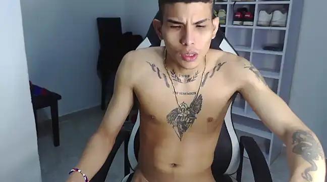 hot_king20 from StripChat is Freechat