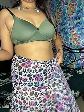 Hot_royalbhabhi from StripChat is Freechat