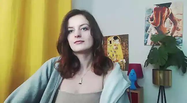 juicyNadine from StripChat is Freechat