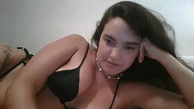 LatinaTwerking from StripChat is Freechat