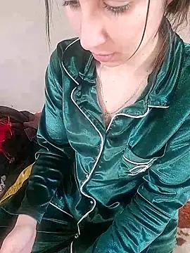 raniaranda from StripChat is Freechat