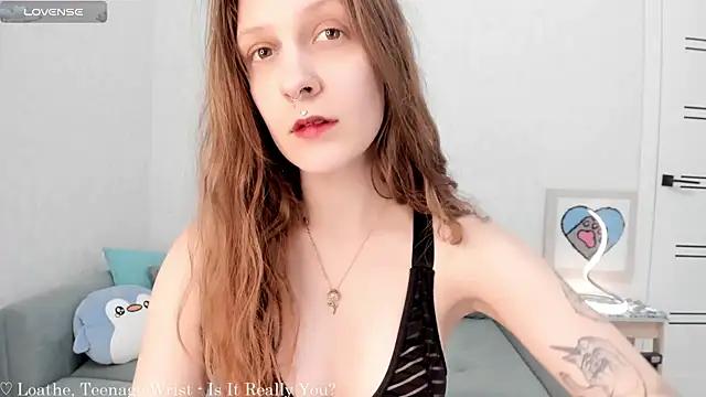 SolarAlice from StripChat is Freechat