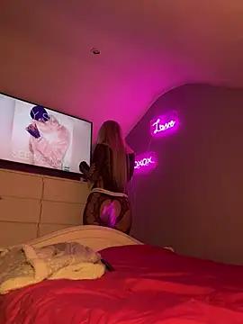 SweetIrishBlonde from StripChat is Freechat