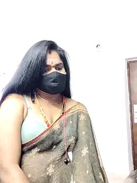 Tamilrojanew from StripChat is Freechat