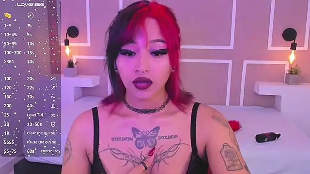 tashaqueenn from StripChat is Freechat